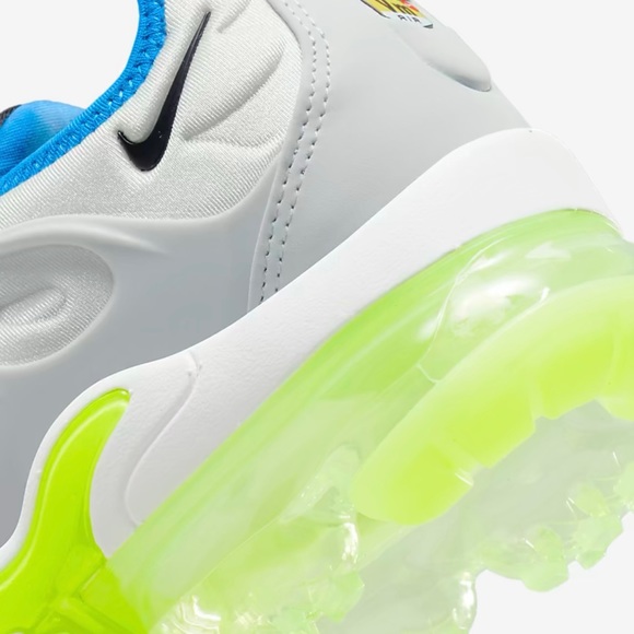 Nike Womens Air VaporMax Plus DQ4695-001 size 8 athletic sports gym running - Picture 7 of 15